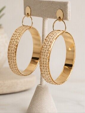 The Sak Raffia Wrapped Gold Tone Hoop Drop Earrings NWT Boho Coastal